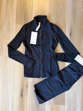 lululemon athletica Black Full-Zip Athletic Jacket And Leggins Sets